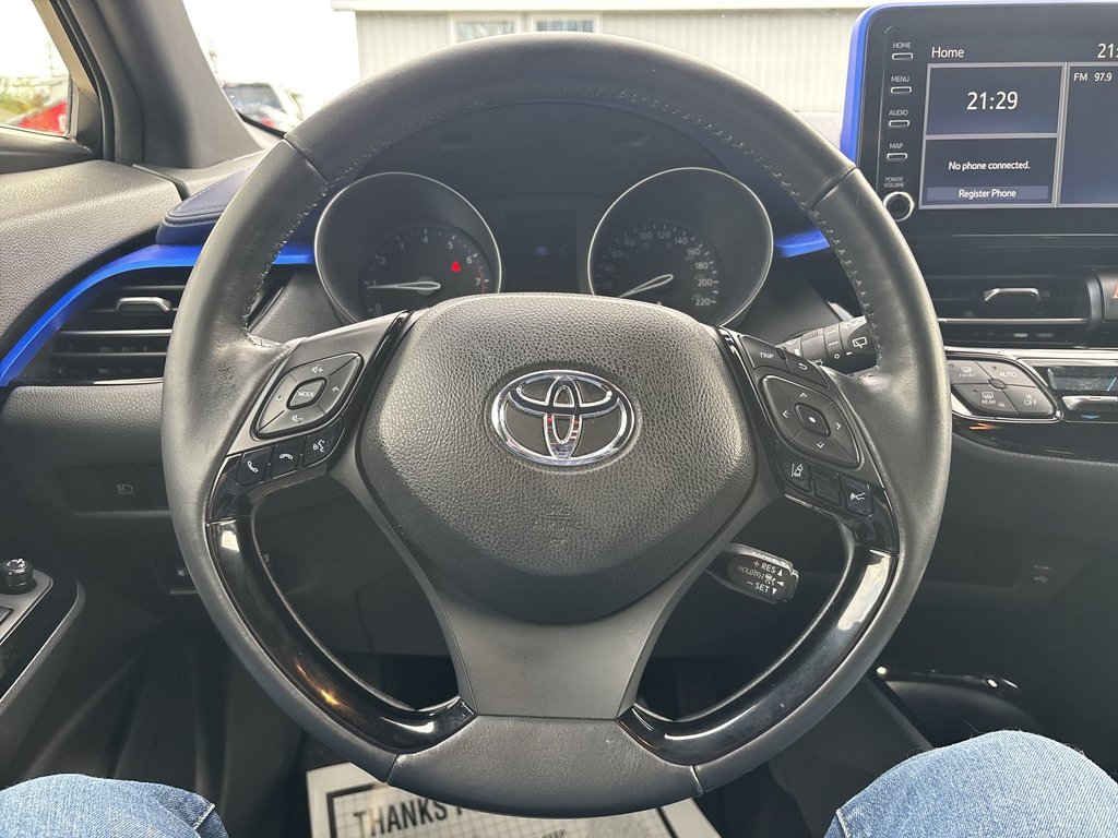 2020 Toyota C-HR XLE Premium | Leather | Cam | USB | HtdWheel in Saint John, New Brunswick - 14 - w1024h768px