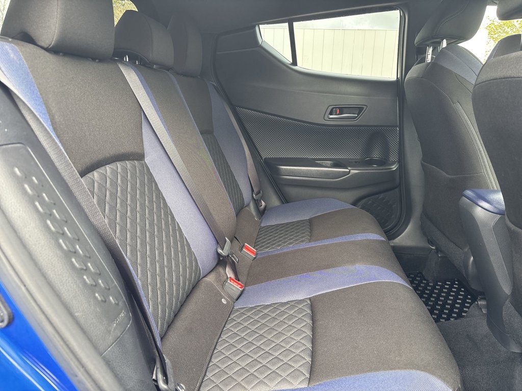 2020 Toyota C-HR XLE Premium | Leather | Cam | USB | HtdWheel in Saint John, New Brunswick - 30 - w1024h768px