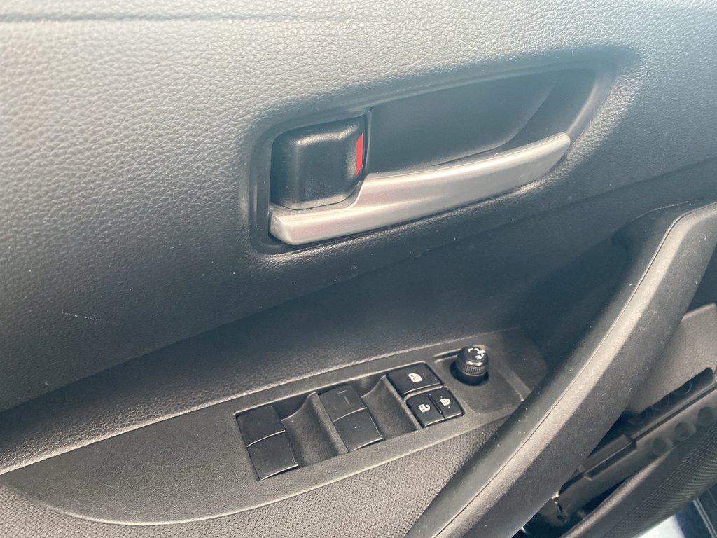 2021 Toyota COROLLA LE in Saint John, New Brunswick - 13 - w1024h768px