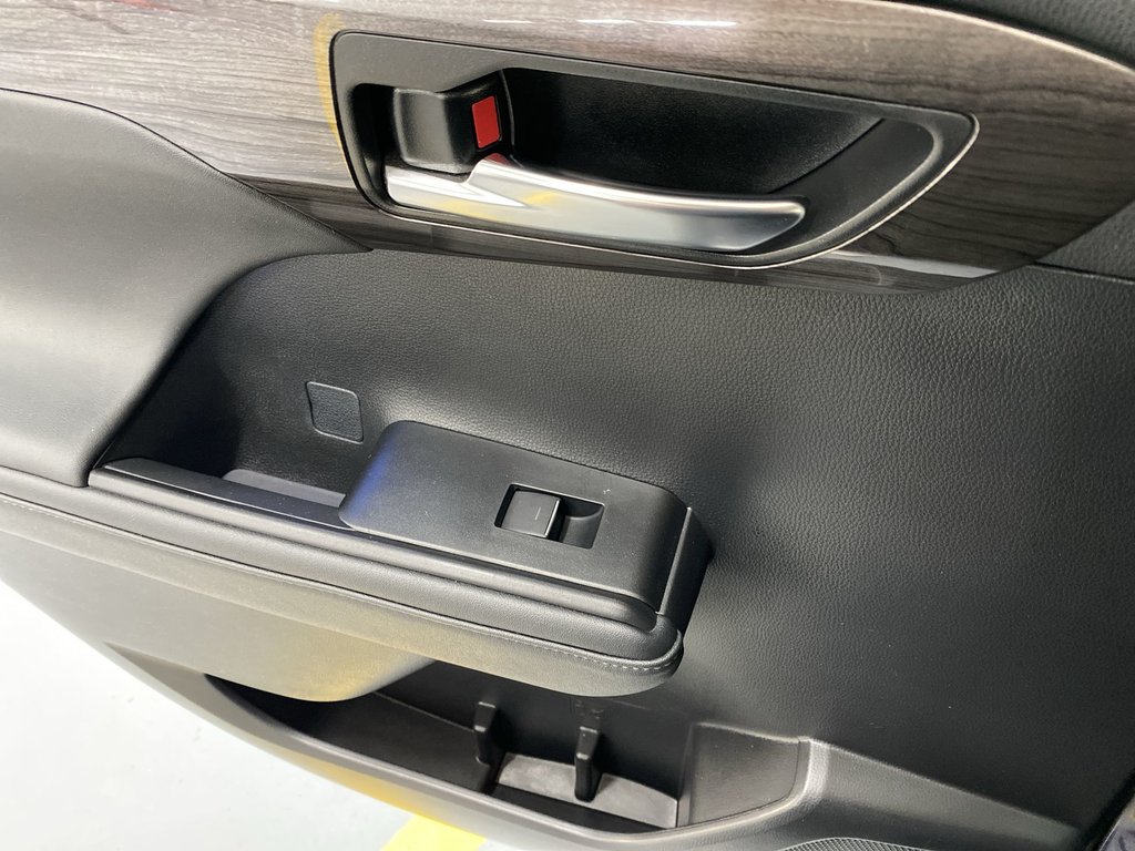 2021 Toyota HIGHLANDER HYBRID LIMITED in Saint John, New Brunswick - 28 - w1024h768px