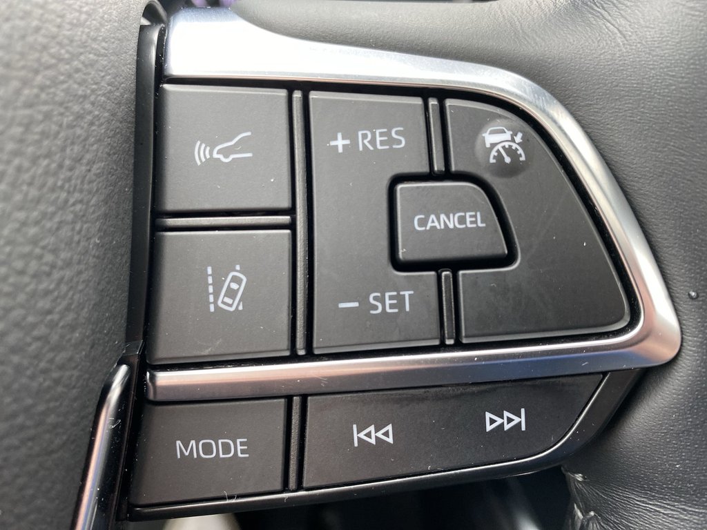 2021 Toyota HIGHLANDER HYBRID LIMITED in Saint John, New Brunswick - 18 - w1024h768px