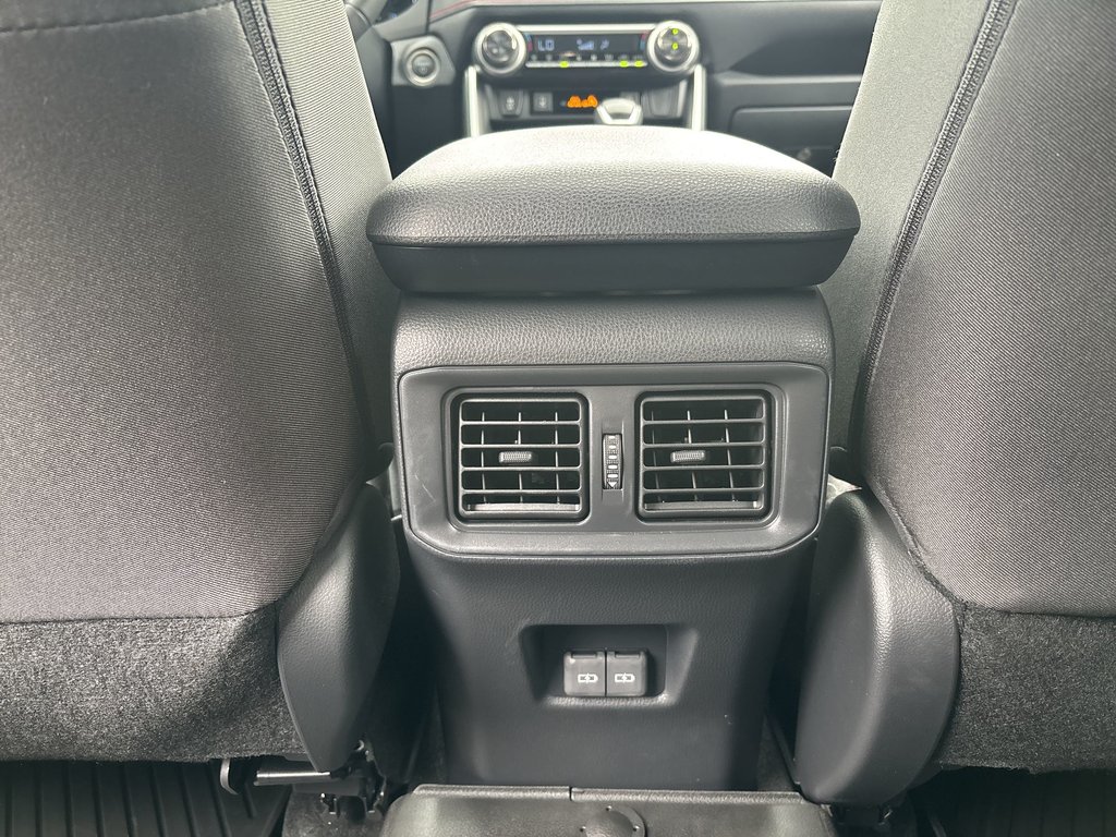 2025 Toyota RAV4 Plug-In Hybrid SE | Roof | Nav | Cam | USB | Bluetooth in Saint John, New Brunswick - 27 - w1024h768px