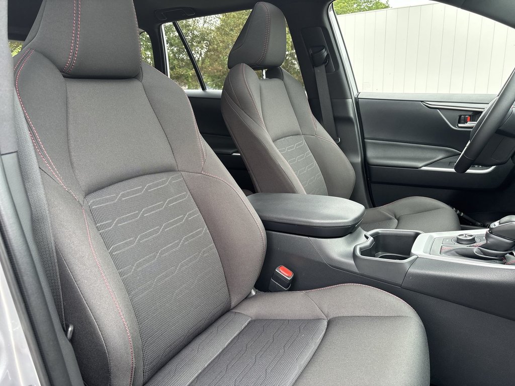 2025 Toyota RAV4 Plug-In Hybrid SE | Roof | Nav | Cam | USB | Bluetooth in Saint John, New Brunswick - 32 - w1024h768px