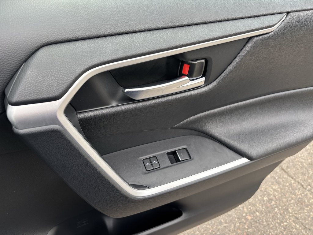 2025 Toyota RAV4 Plug-In Hybrid SE | Roof | Nav | Cam | USB | Bluetooth in Saint John, New Brunswick - 35 - w1024h768px