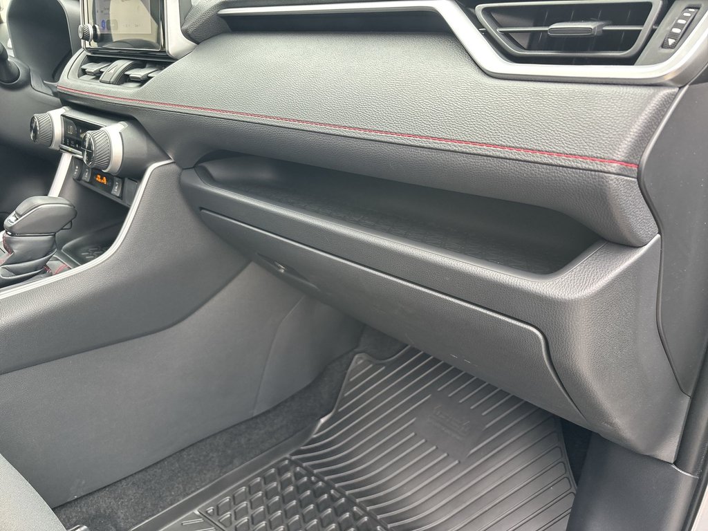 2025 Toyota RAV4 Plug-In Hybrid SE | Roof | Nav | Cam | USB | Bluetooth in Saint John, New Brunswick - 34 - w1024h768px