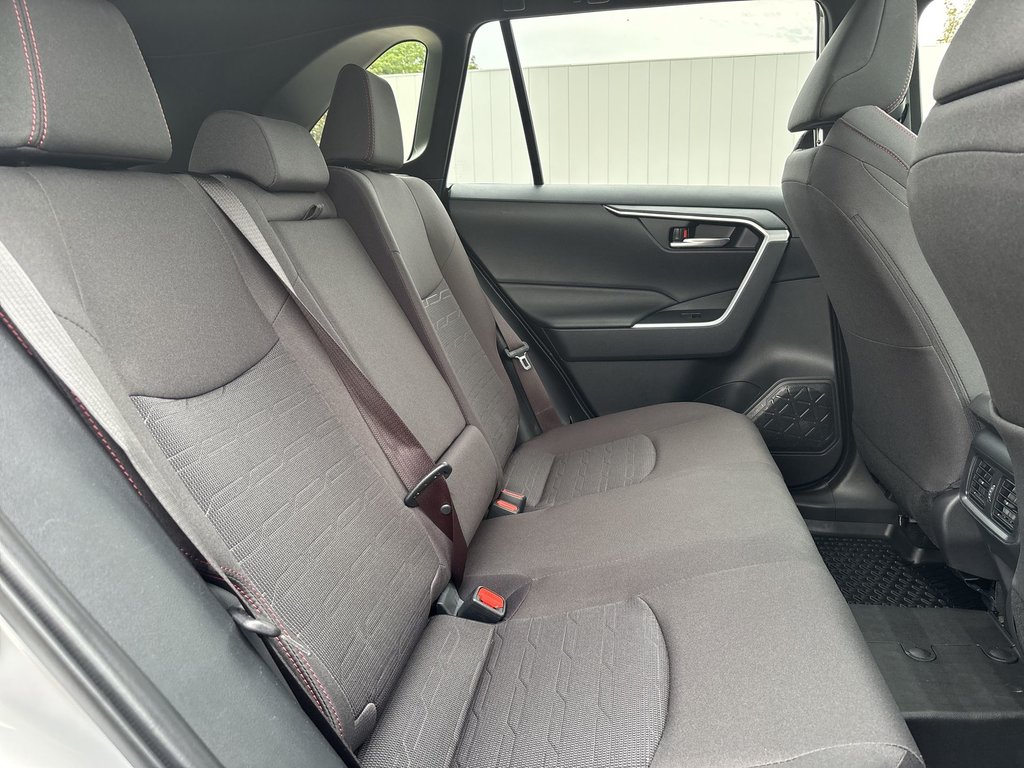 2025 Toyota RAV4 Plug-In Hybrid SE | Roof | Nav | Cam | USB | Bluetooth in Saint John, New Brunswick - 30 - w1024h768px