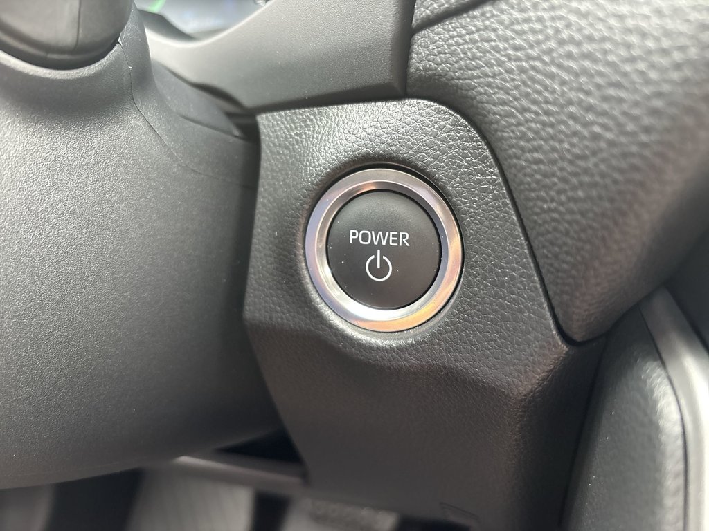2025 Toyota RAV4 Plug-In Hybrid SE | Roof | Nav | Cam | USB | Bluetooth in Saint John, New Brunswick - 16 - w1024h768px