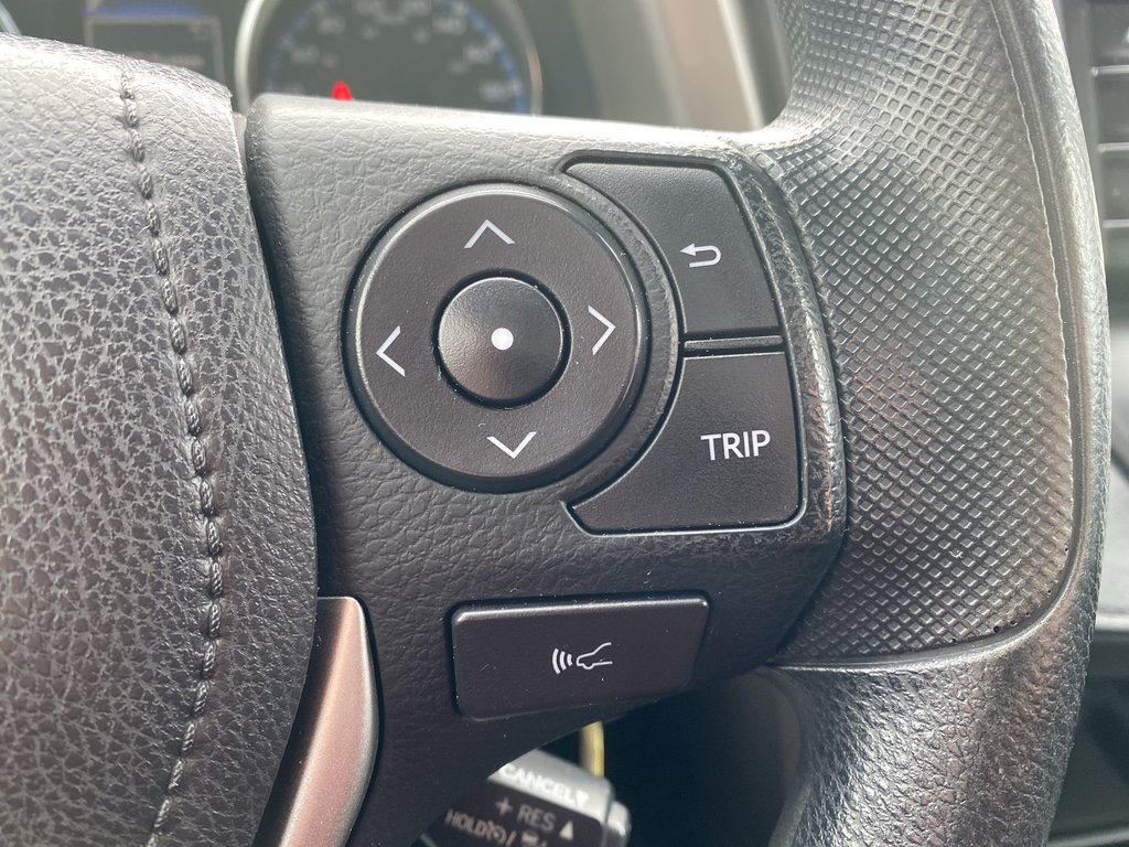 Toyota RAV4 LE | Cam | HtdSeats | Cruise | AUX | TPMS 2018 à Saint John, Nouveau-Brunswick - 20 - w1024h768px