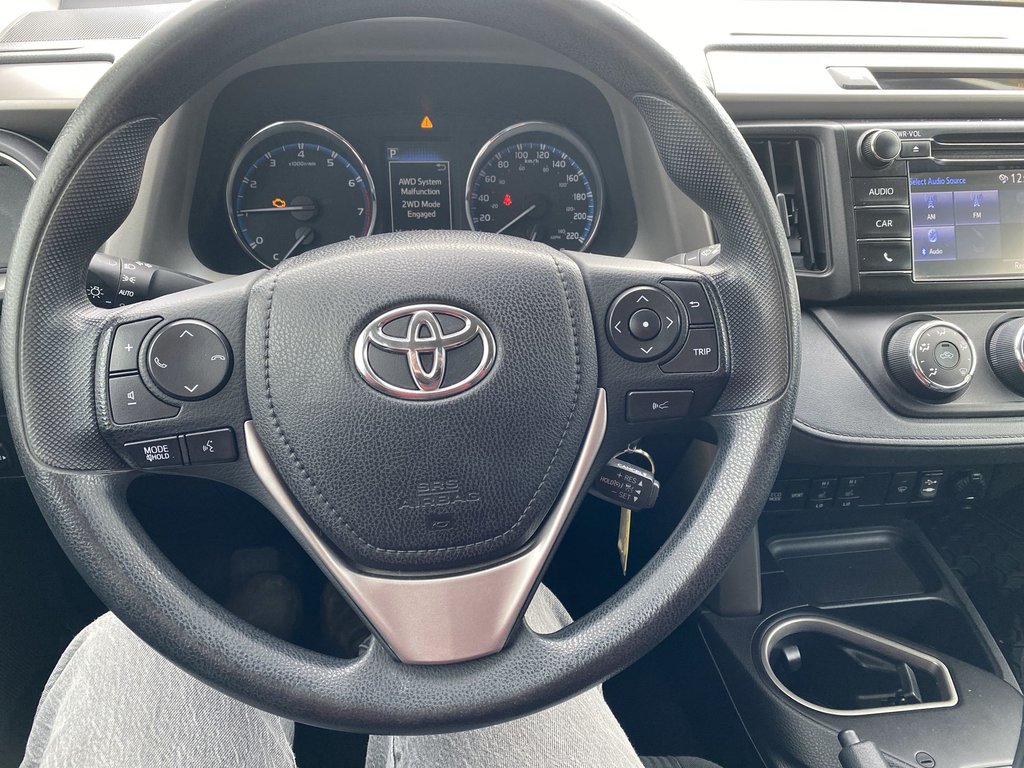 Toyota RAV4 LE | Cam | HtdSeats | Cruise | AUX | TPMS 2018 à Saint John, Nouveau-Brunswick - 22 - w1024h768px
