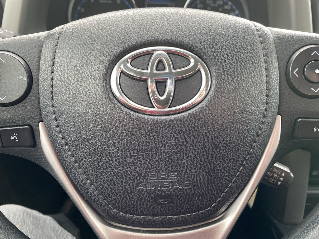 Toyota RAV4 LE | Cam | HtdSeats | Cruise | AUX | TPMS 2018 à Saint John, Nouveau-Brunswick - 18 - w1024h768px