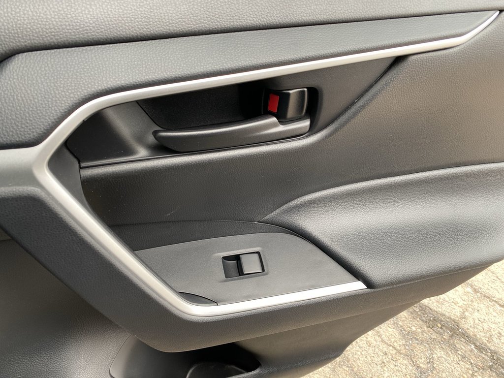 2025 Toyota RAV4 Hybrid LE | AWD | Htd Seats | Cam in Saint John, New Brunswick - 31 - w1024h768px
