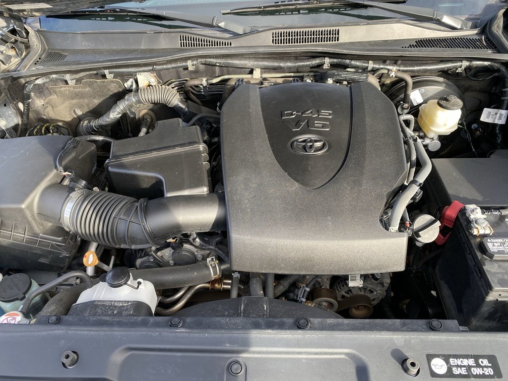 2018 Toyota TACOMA in Antigonish, Nova Scotia - 36 - w1024h768px