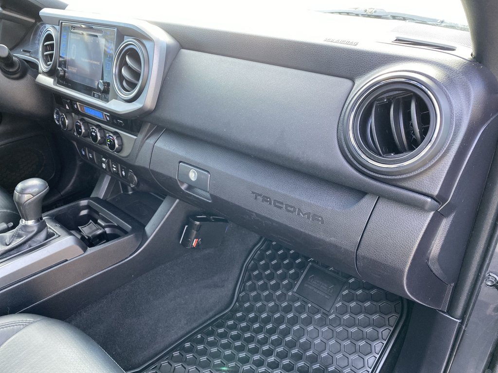 2018 Toyota TACOMA in Antigonish, Nova Scotia - 34 - w1024h768px
