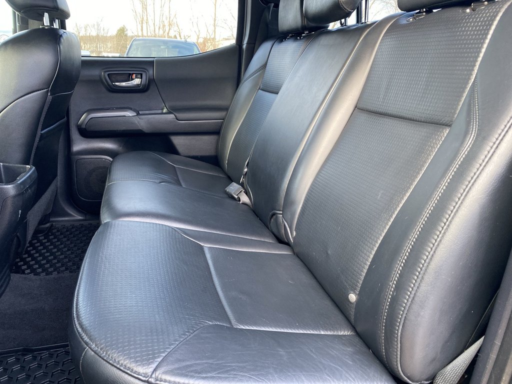 2018 Toyota TACOMA in Antigonish, Nova Scotia - 27 - w1024h768px