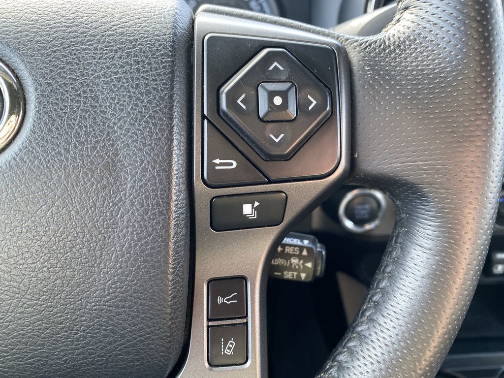 2018 Toyota TACOMA in Antigonish, Nova Scotia - 18 - w1024h768px