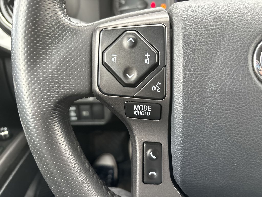 2018 Toyota Tacoma TRD Off Road | Cam | USB | Bluetooth | Cruise in Saint John, New Brunswick - 17 - w1024h768px
