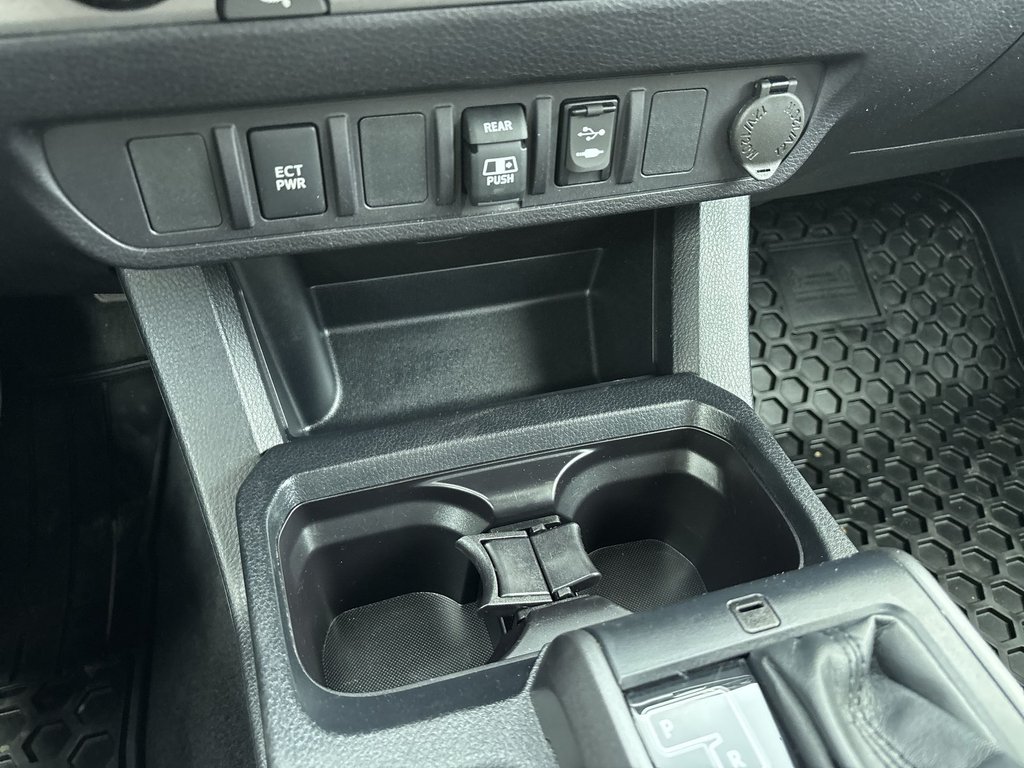 2018 Toyota Tacoma TRD Off Road | Cam | USB | Bluetooth | Cruise in Saint John, New Brunswick - 24 - w1024h768px