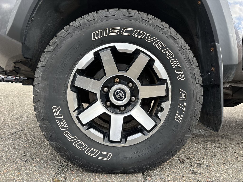 2018 Toyota Tacoma TRD Off Road | Cam | USB | Bluetooth | Cruise in Saint John, New Brunswick - 10 - w1024h768px