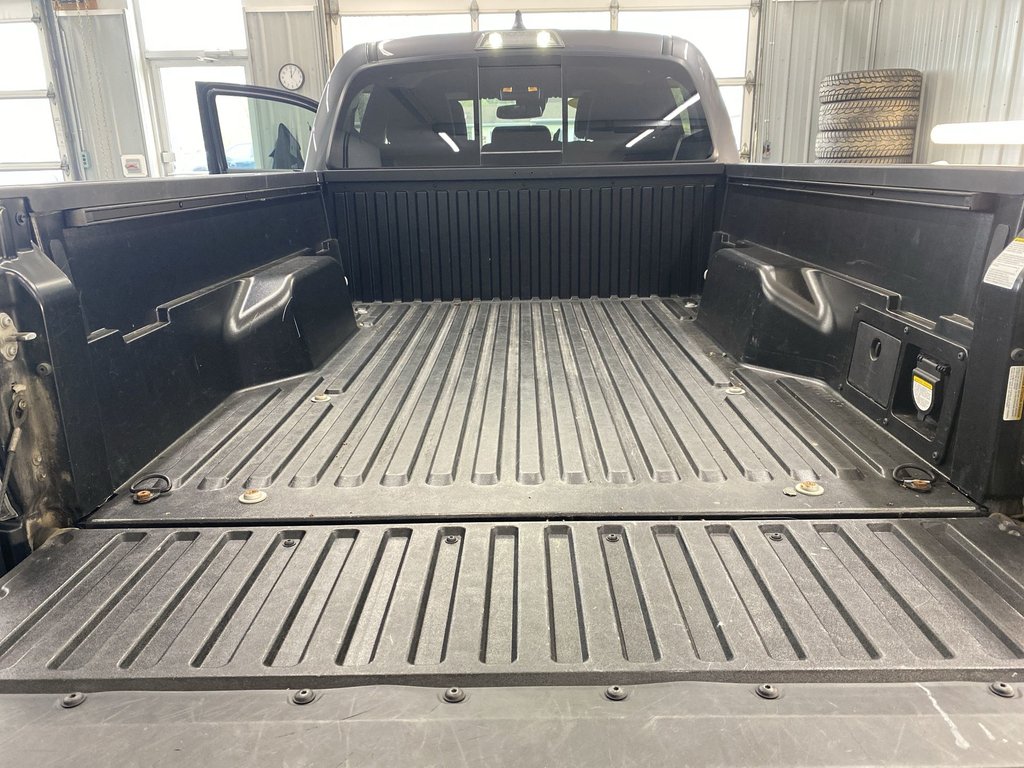 Toyota TACOMA SR5 | 4WD | Warranty Until May 2028 2023 à Saint John, Nouveau-Brunswick - 29 - w1024h768px