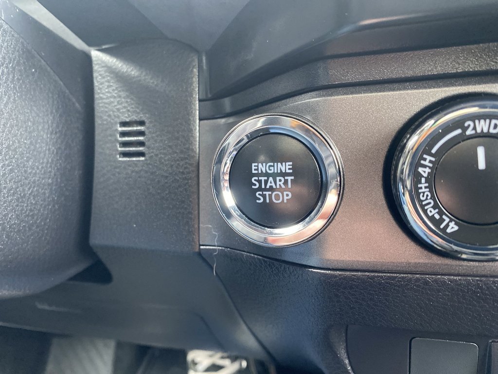 Toyota TACOMA SR5 | 4WD | Warranty Until May 2028 2023 à Saint John, Nouveau-Brunswick - 16 - w1024h768px