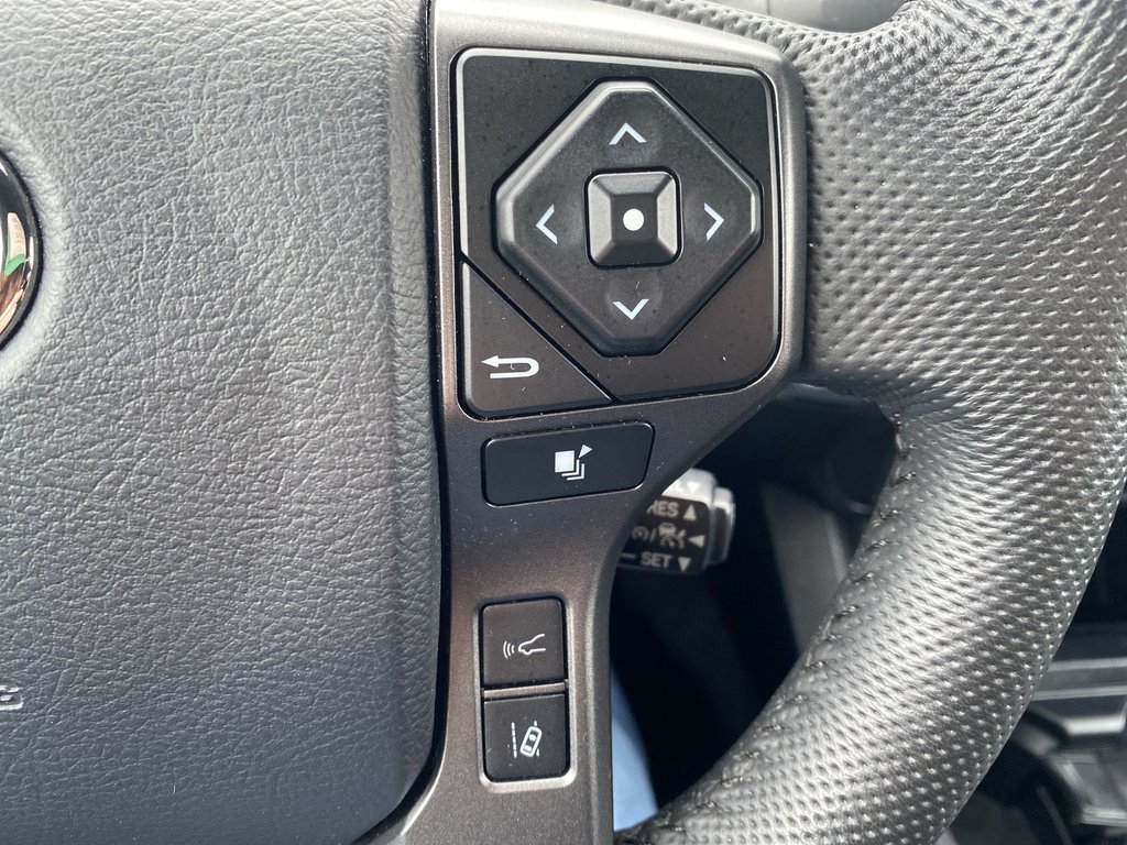 Toyota TACOMA SR5 | 4WD | Warranty Until May 2028 2023 à Saint John, Nouveau-Brunswick - 18 - w1024h768px