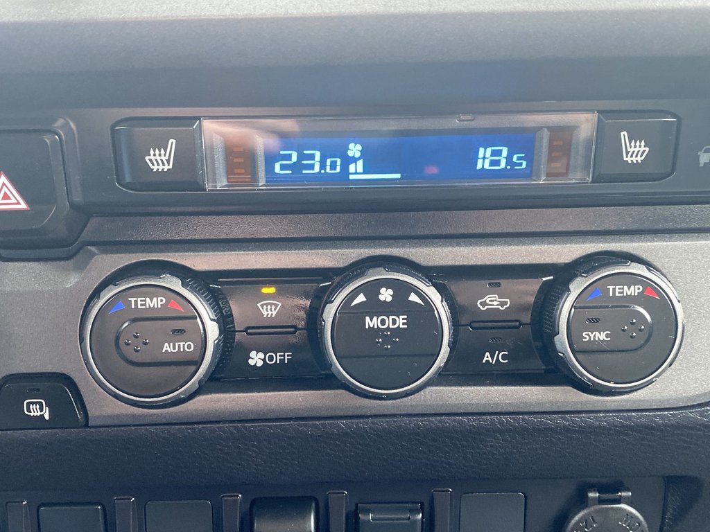 Toyota TACOMA SR5 | 4WD | Warranty Until May 2028 2023 à Saint John, Nouveau-Brunswick - 23 - w1024h768px