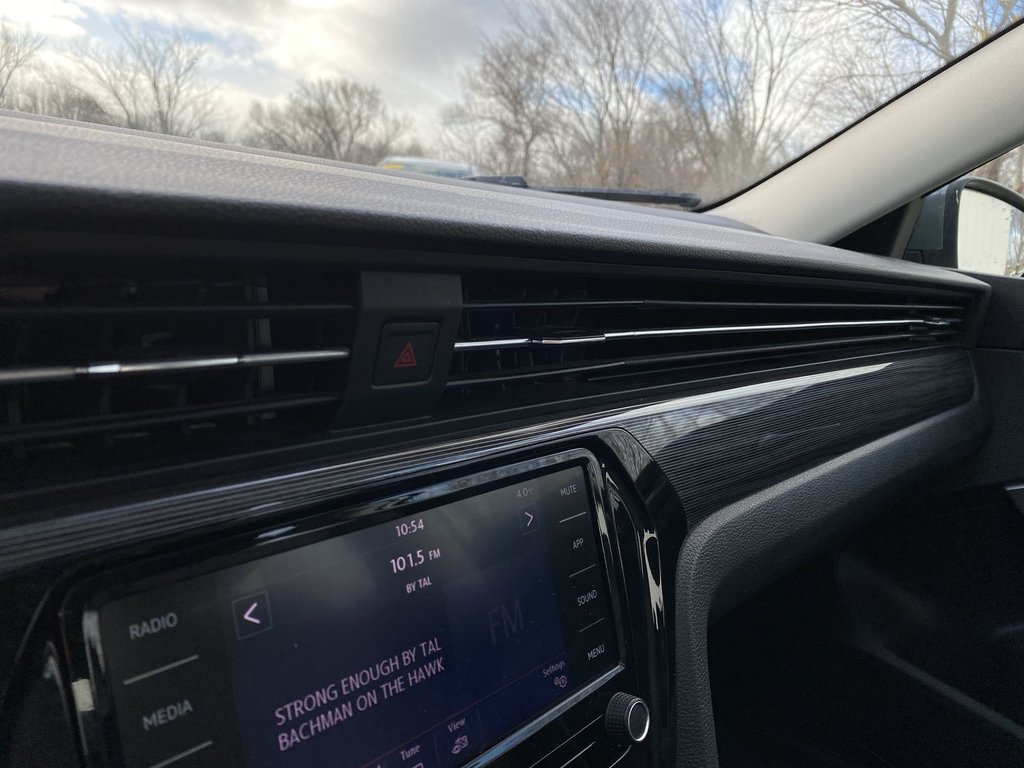 2021 Volkswagen Passat in Antigonish, Nova Scotia - 14 - w1024h768px