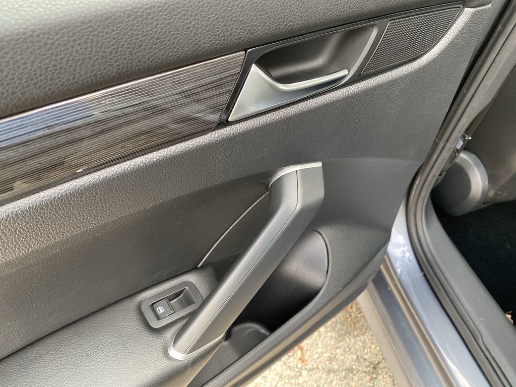2021 Volkswagen Passat in Antigonish, Nova Scotia - 28 - w1024h768px