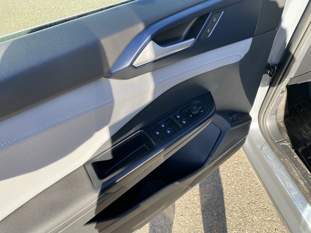 2024 Volkswagen Taos COMFORTLINE | Cam | USB-C | Warranty to 2029 in Saint John, New Brunswick - 13 - w1024h768px