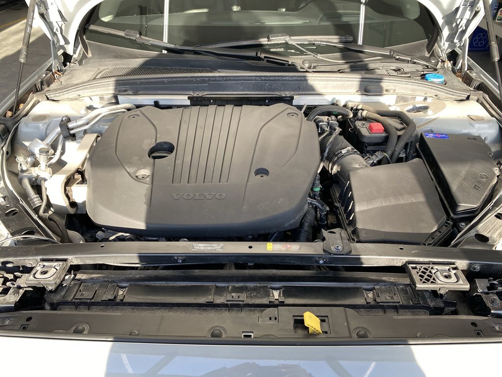 2025 Volvo V60 CROSS COUNTRY ULTRA in Saint John, New Brunswick - 35 - w1024h768px