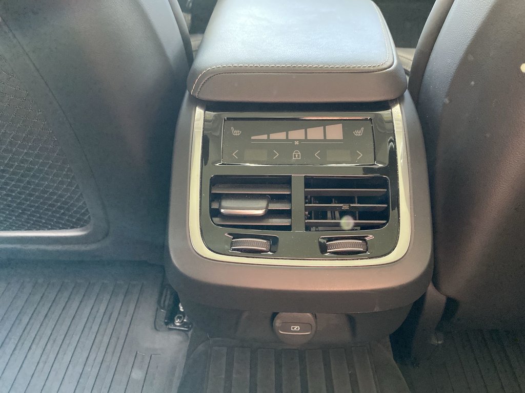 2025 Volvo V60 CROSS COUNTRY ULTRA in Saint John, New Brunswick - 26 - w1024h768px