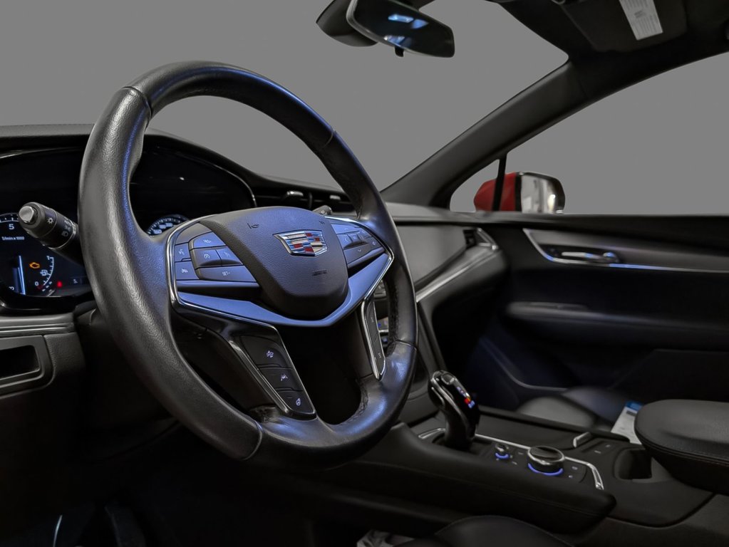 Cadillac XT5 AWD Luxury 2021 à Sherbrooke, Québec - 8 - w1024h768px