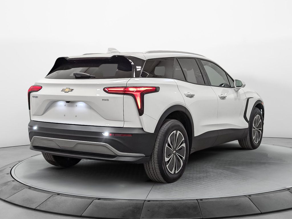 2024 Chevrolet Blazer LT EV eAWD in Sherbrooke, Quebec - 7 - w1024h768px