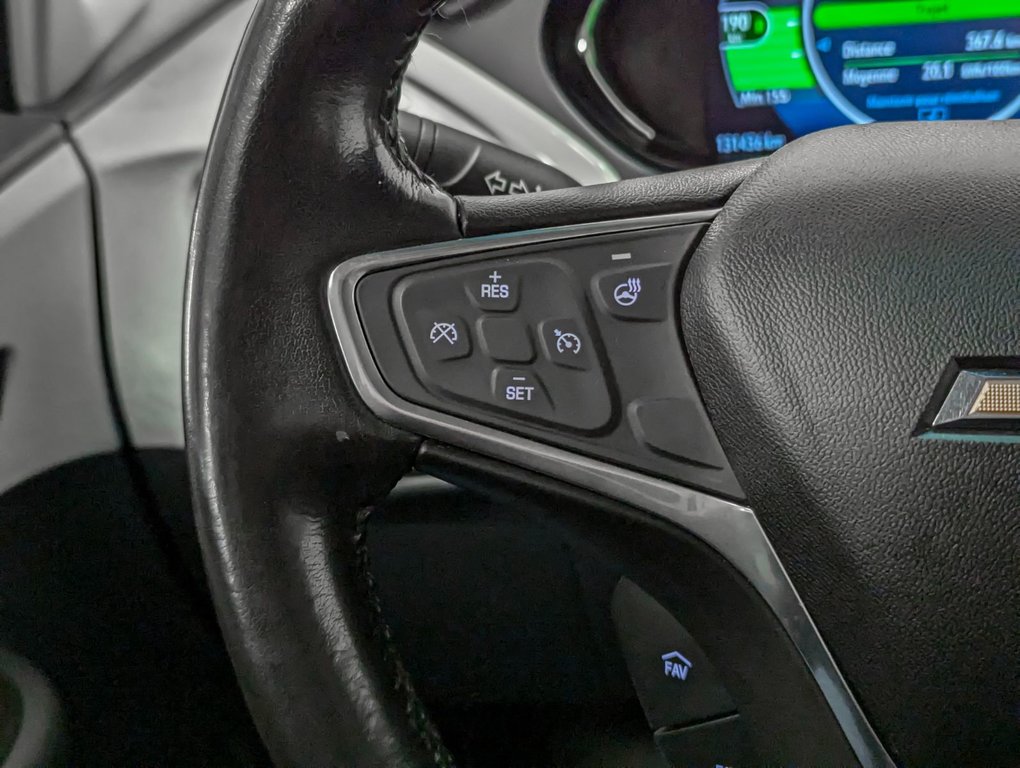 2019  Bolt EV LT in Sherbrooke, Quebec - 19 - w1024h768px