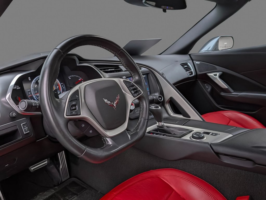 2017 Chevrolet CABRIOLET CORVETTE Stingray Convertible in Sherbrooke, Quebec - 9 - w1024h768px