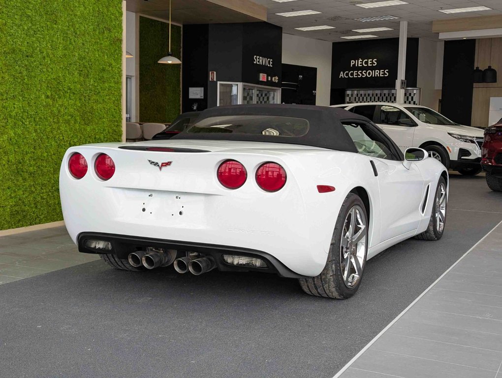 2010 Chevrolet Corvette 3LT Convertible Bas kilométrage in Sherbrooke, Quebec - 6 - w1024h768px