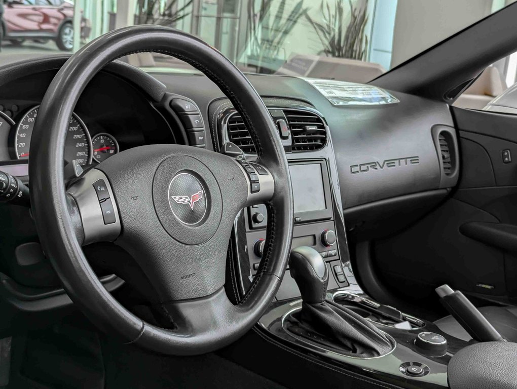 2010 Chevrolet Corvette 3LT Convertible Bas kilométrage in Sherbrooke, Quebec - 23 - w1024h768px