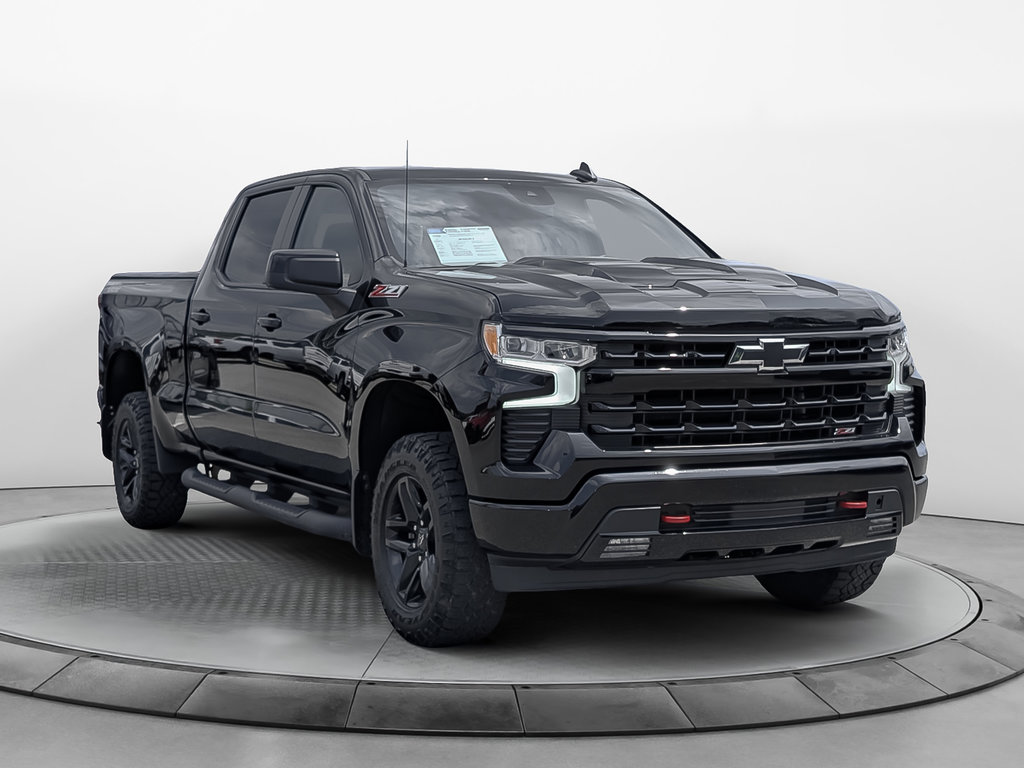 2022 Chevrolet Silverado 1500 LT Trail Boss Z71 4WD Crew Cab 6 places 2.7L in Sherbrooke, Quebec - 4 - w1024h768px