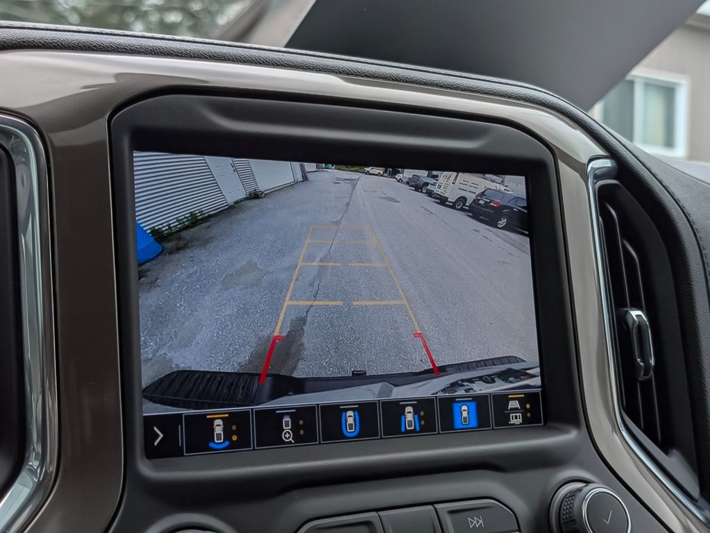 Chevrolet SILVERADO 2500 CAISSE STANDARD DE 6 PIED Marche Pieds Électrique Toit Ouvrant 2023 à Sherbrooke, Québec - 27 - w1024h768px