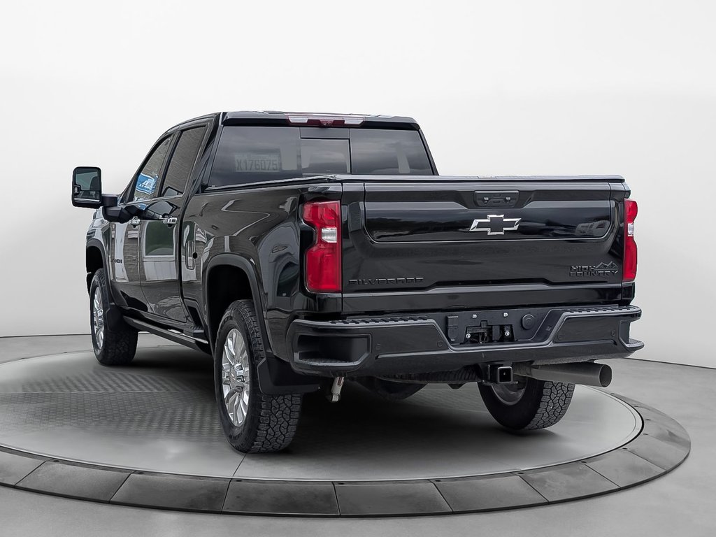 Chevrolet SILVERADO 2500 CAISSE STANDARD DE 6 PIED Marche Pieds Électrique Toit Ouvrant 2023 à Sherbrooke, Québec - 2 - w1024h768px