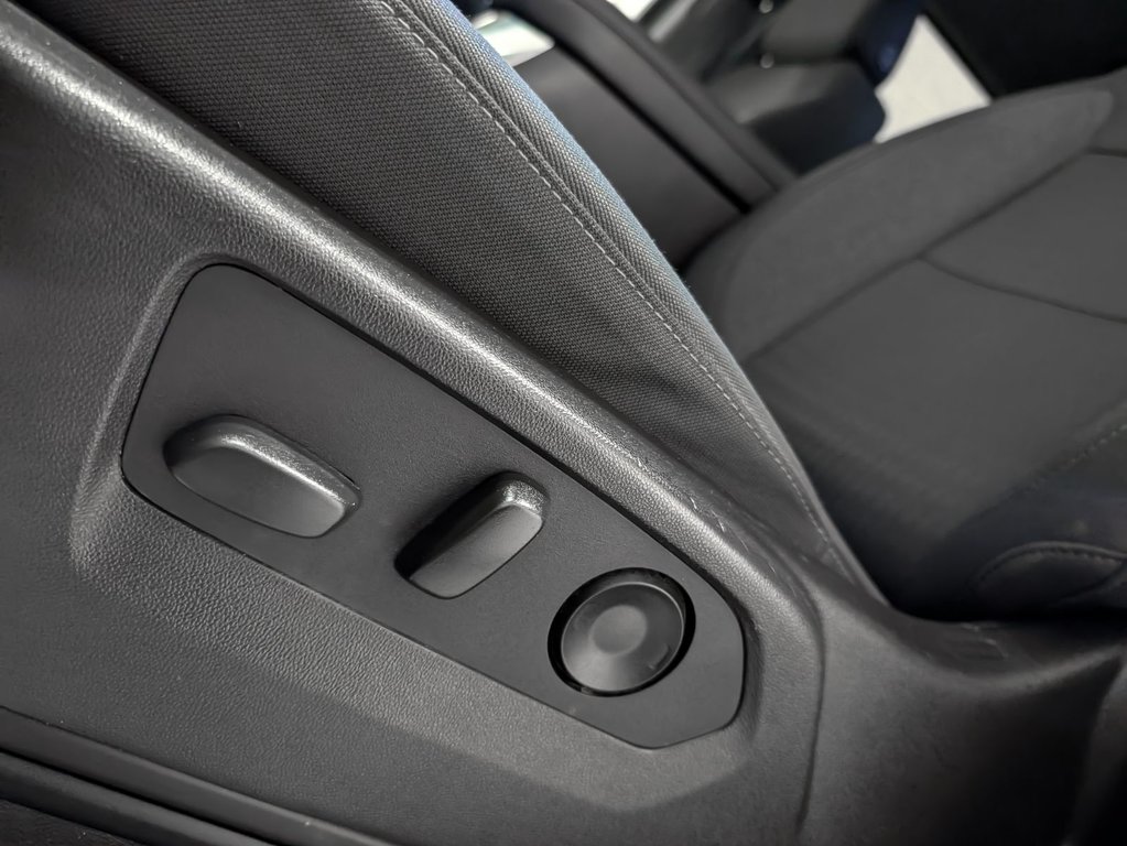 2024 Chevrolet Silverado LT Trail Boss Moteur 6.2L in Sherbrooke, Quebec - 9 - w1024h768px