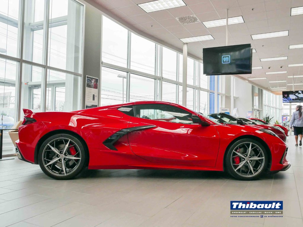 STINGRAY COUPE **3LT**TOIT CARBONE**12257KM**AUCUN TAXE DE LUXE** 2020 à Sherbrooke, Québec - 3 - w1024h768px