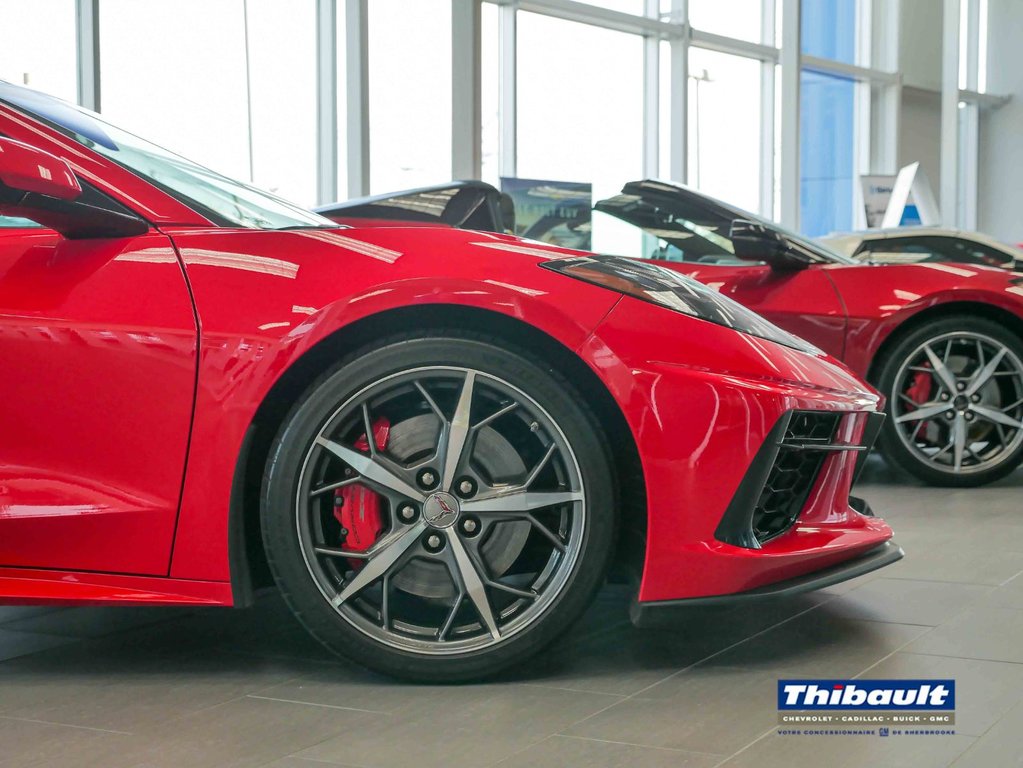 STINGRAY COUPE **3LT**TOIT CARBONE**12257KM**AUCUN TAXE DE LUXE** 2020 à Sherbrooke, Québec - 15 - w1024h768px