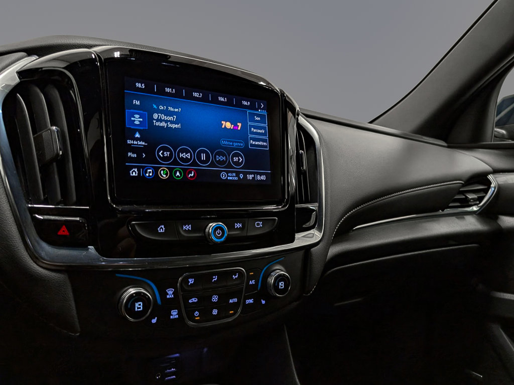 2023 Chevrolet TRAVERSE LT AWD True North Cuir 8 Places Toit Ouvrant in Sherbrooke, Quebec - 16 - w1024h768px