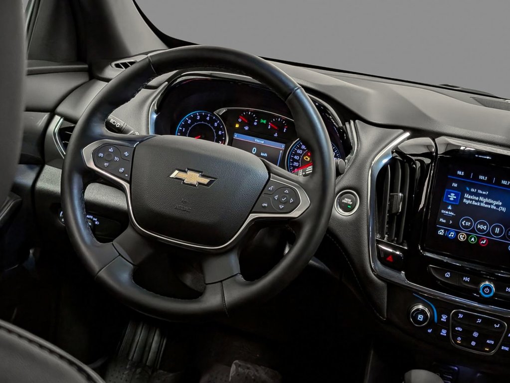 2023 Chevrolet TRAVERSE LT AWD True North Cuir 8 Places Toit Ouvrant in Sherbrooke, Quebec - 15 - w1024h768px