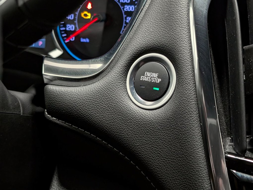 2023 Chevrolet TRAVERSE LT AWD True North Cuir 8 Places Toit Ouvrant in Sherbrooke, Quebec - 22 - w1024h768px