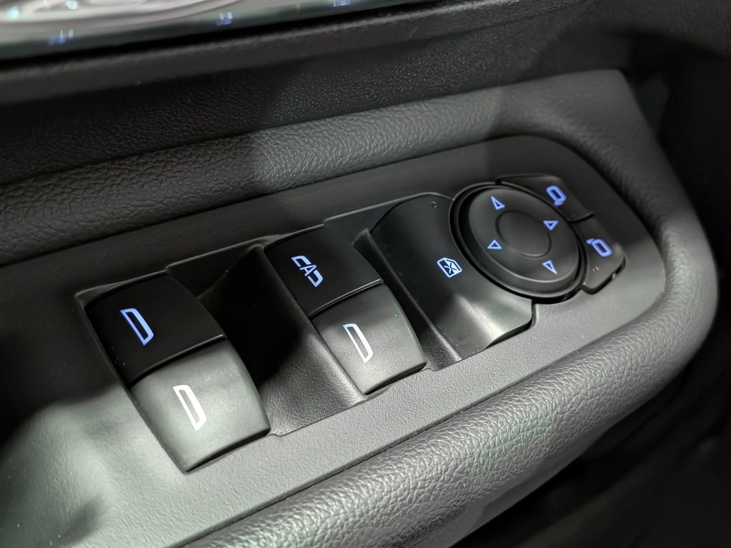 2024 GMC Terrain AWD SLE in Sherbrooke, Quebec - 24 - w1024h768px