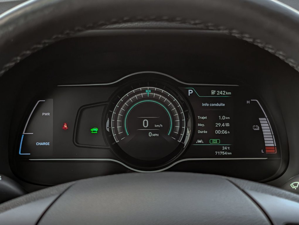 2021  Kona EV Preferred in Sherbrooke, Quebec - 21 - w1024h768px