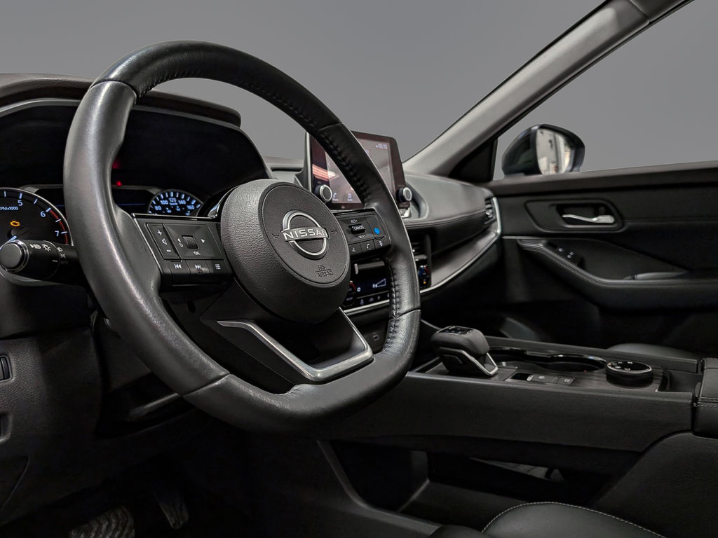 2023 Nissan Rogue AWD SV Cuir Toit Pano in Sherbrooke, Quebec - 8 - w1024h768px