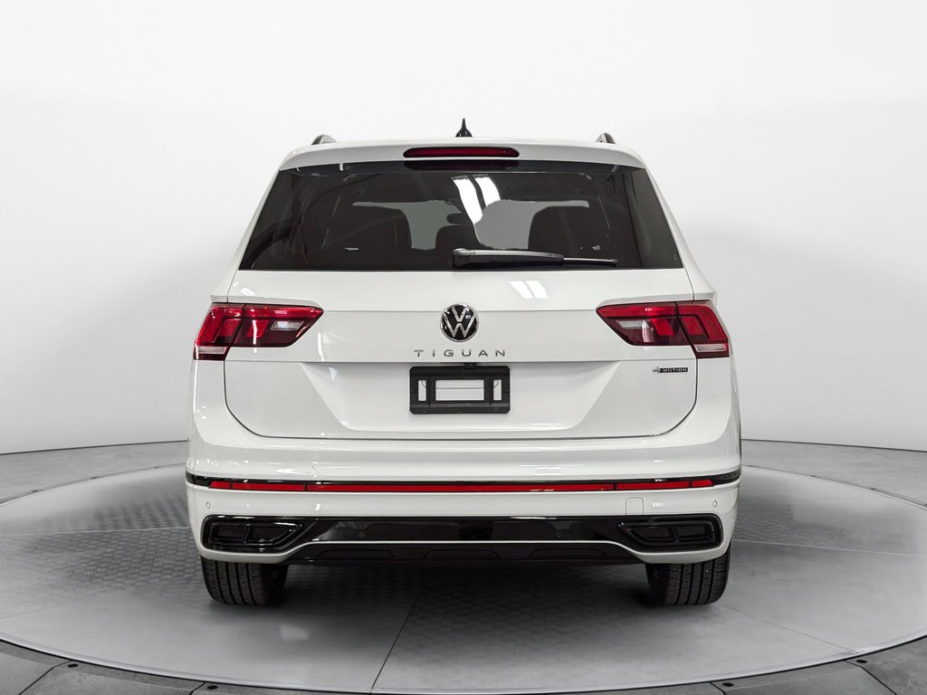 2022  Tiguan 2.0 TSI 4Motion Comfortline R-Line Black in Sherbrooke, Quebec - 4 - w1024h768px